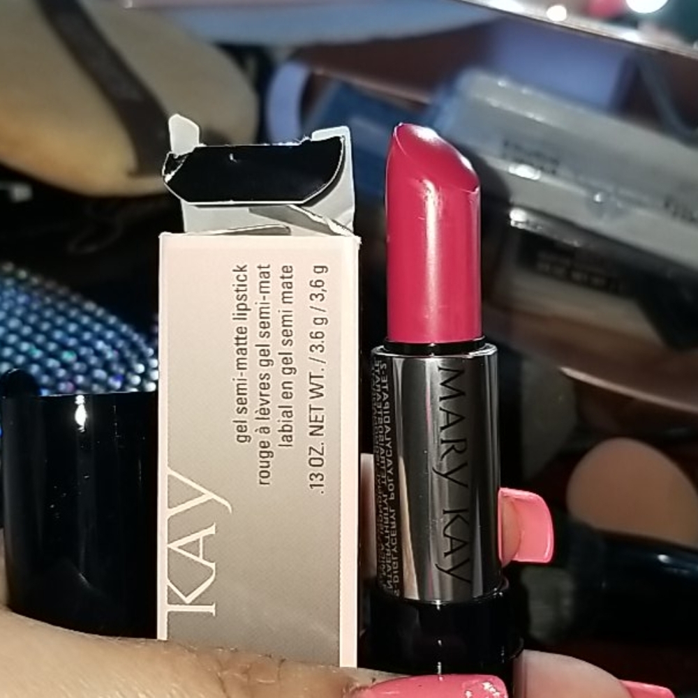 Mary Kay Gel Semi-Matte Lipstick